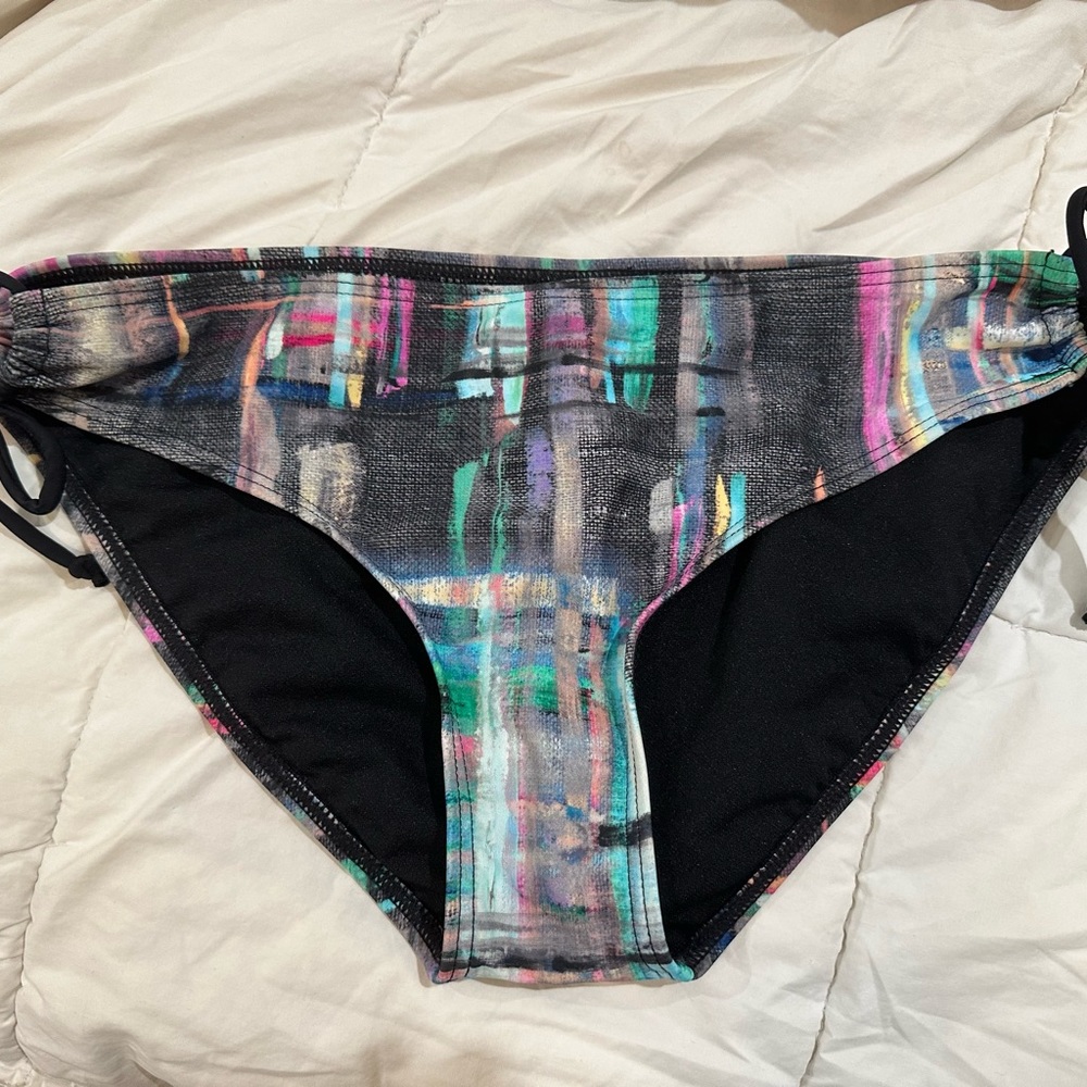 ***SOLD*** Brand New with tag bikini bottom